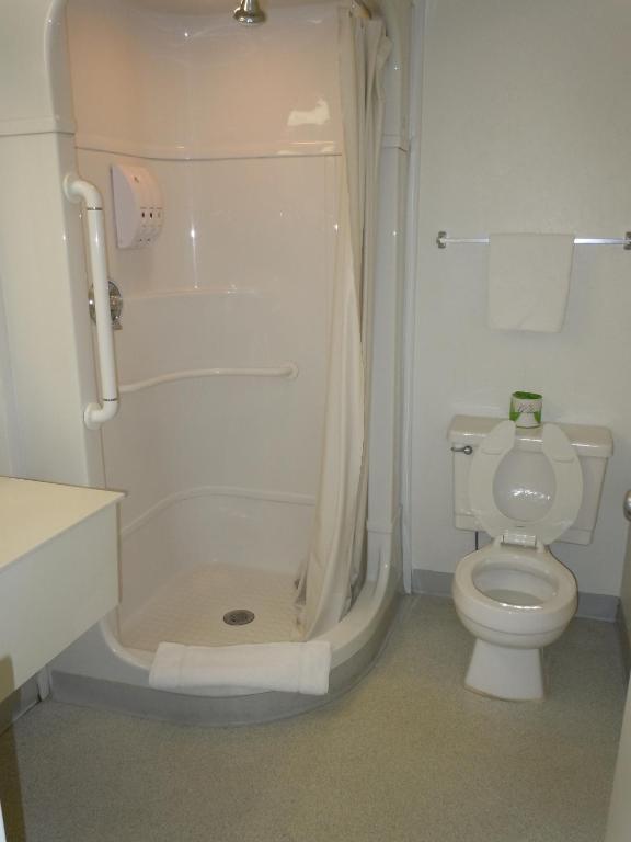 Travelodge By Wyndham Grand Rapids North Walker Zimmer foto