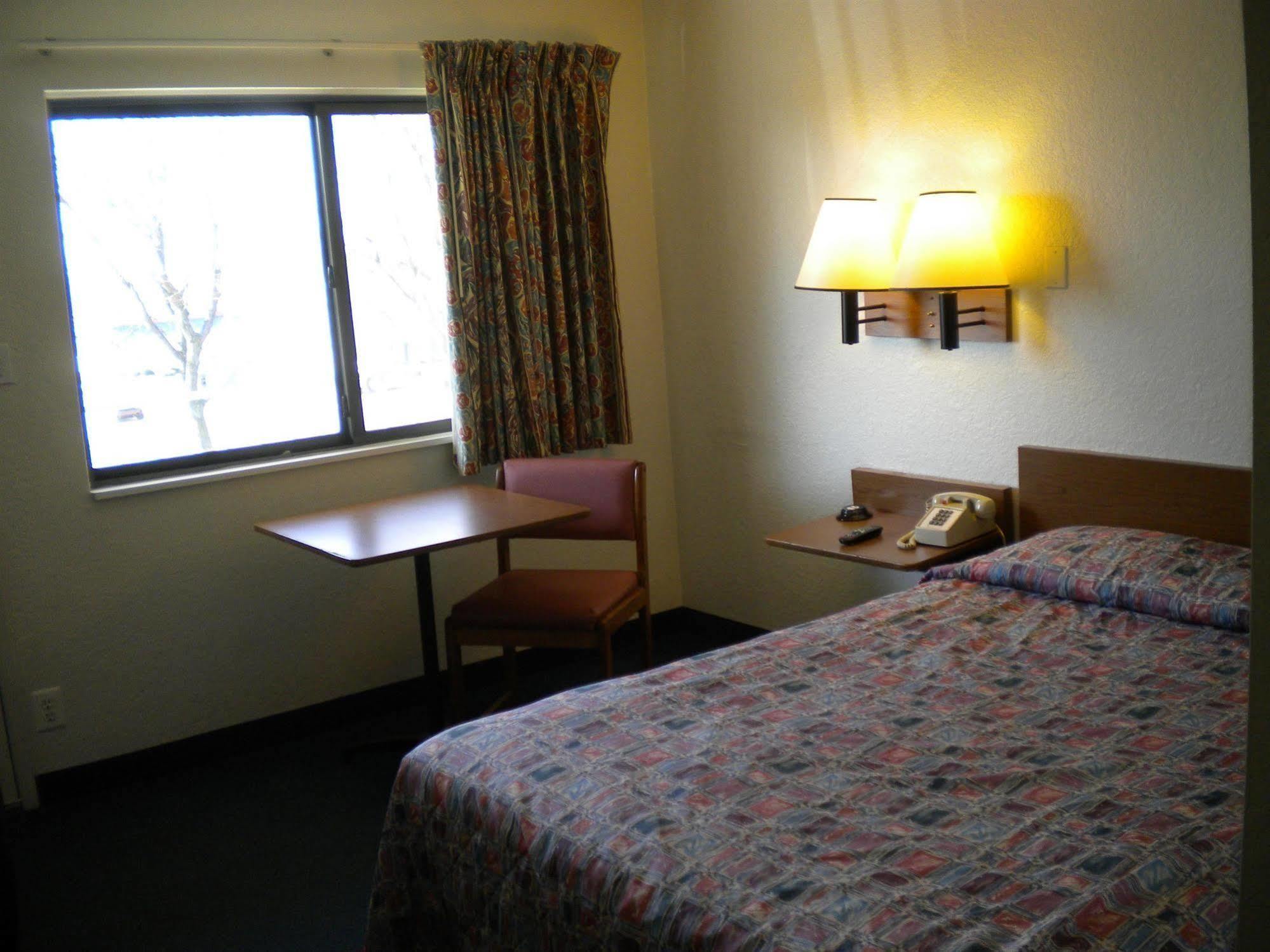 Travelodge By Wyndham Grand Rapids North Walker Zimmer foto